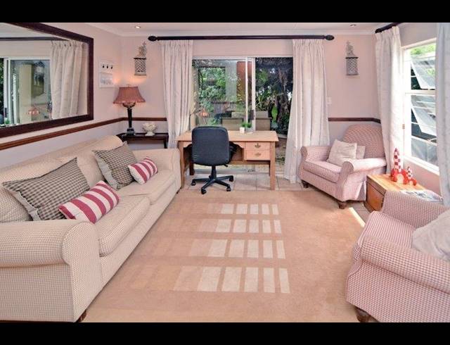 2 BEDROOM TOWNHOUSE FOR SALE IN FAIRLAND